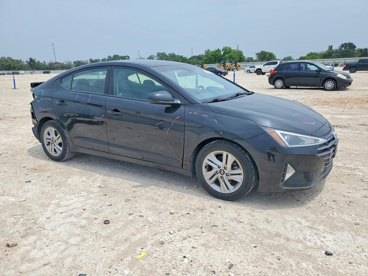 Hyundai ELANTRA Sel