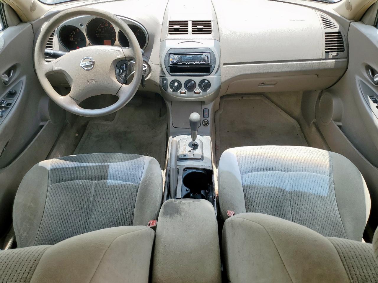Nissan Altima Base