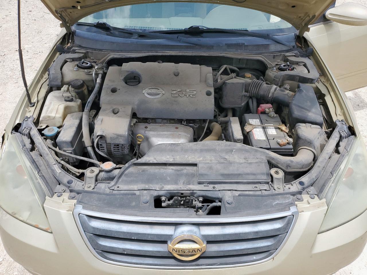 Nissan Altima Base