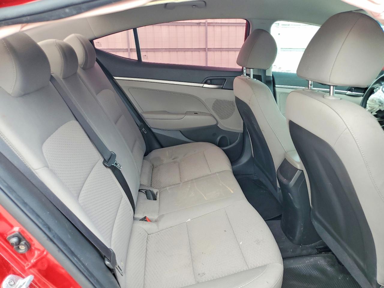 Hyundai Elandra