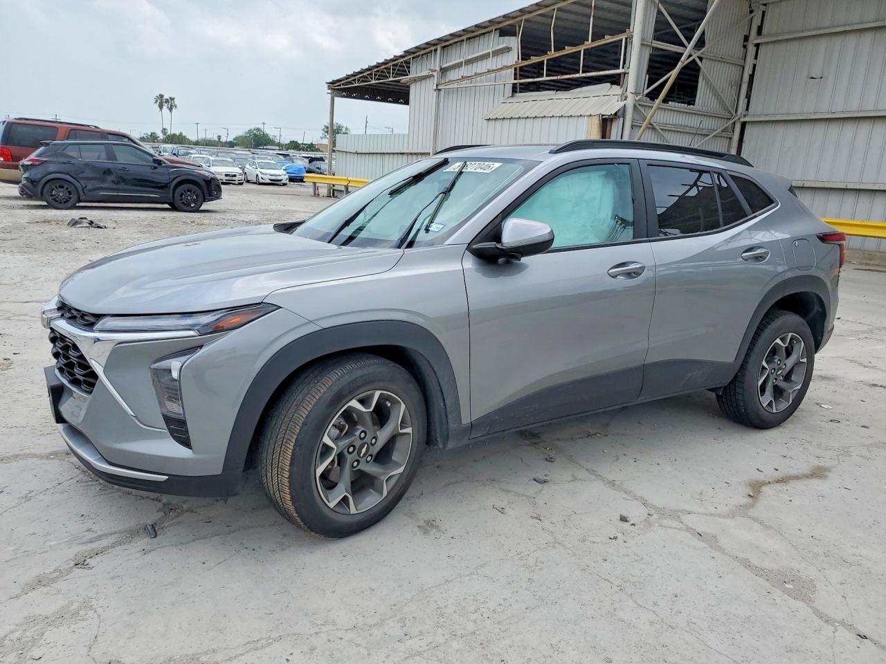 Salvage Chevrolet Trax Image