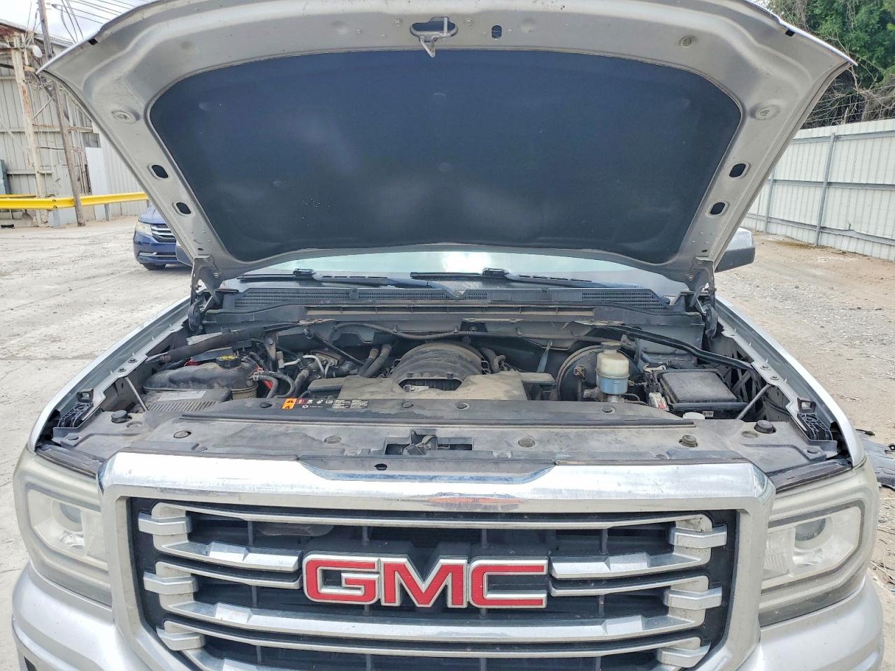 GMC Sierra C1500 Slt