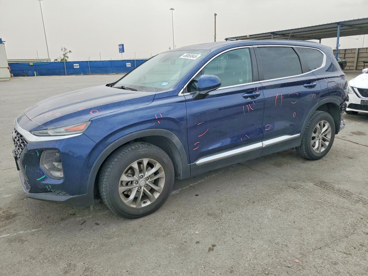 Salvage Hyundai SANTA FE Image