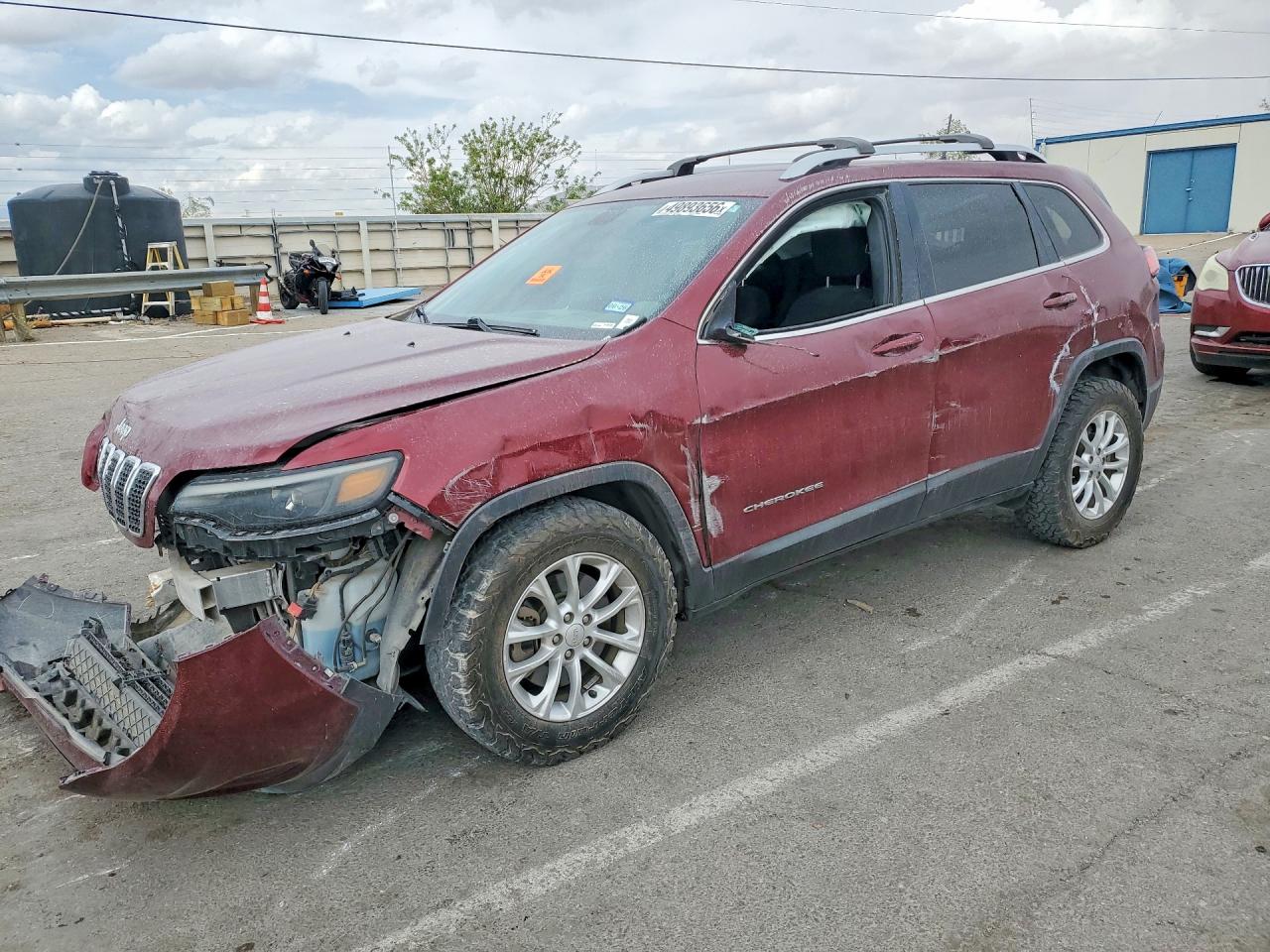 Salvage Jeep Grand Cherokee Image