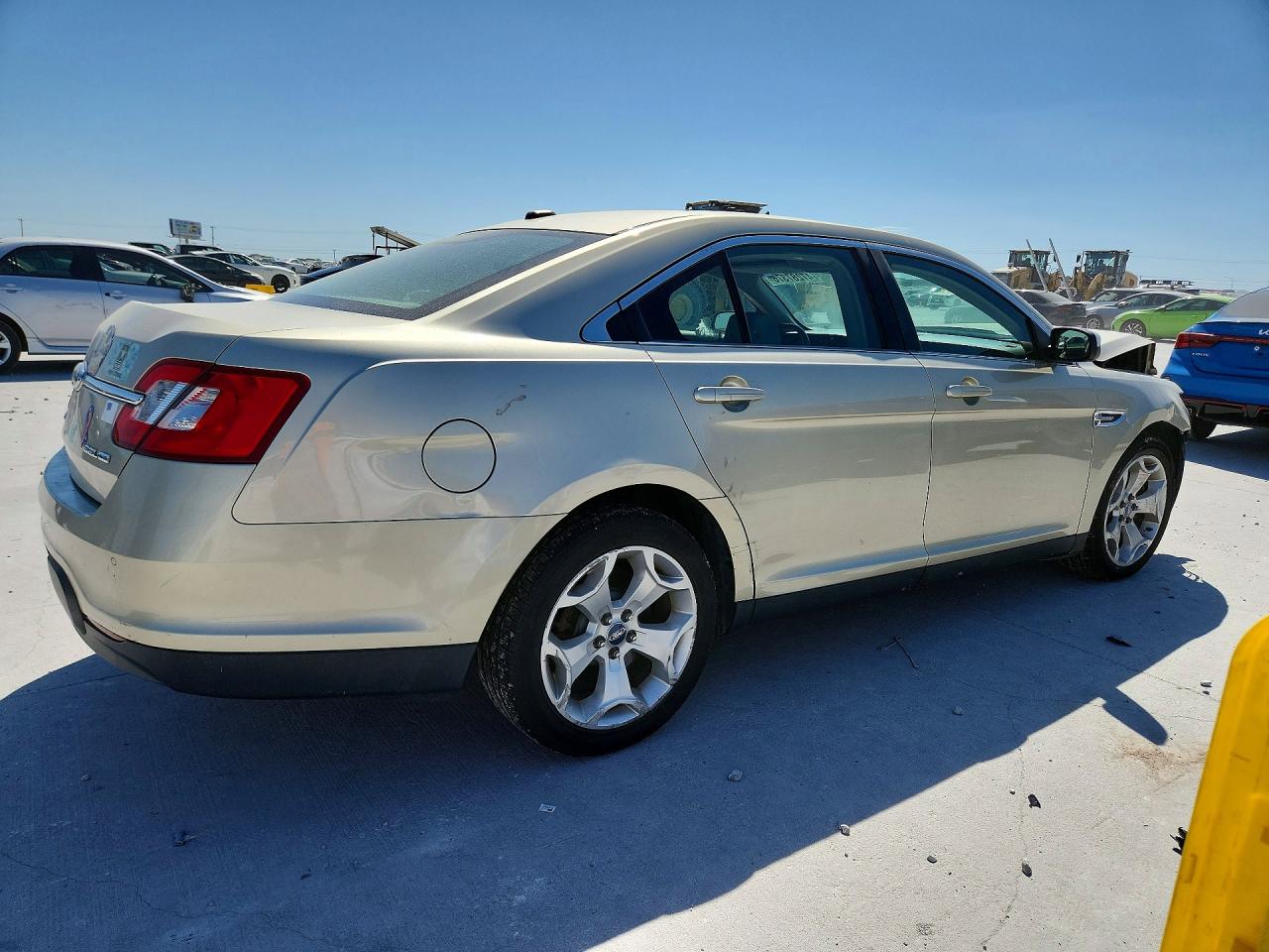 Ford Taurus Sel