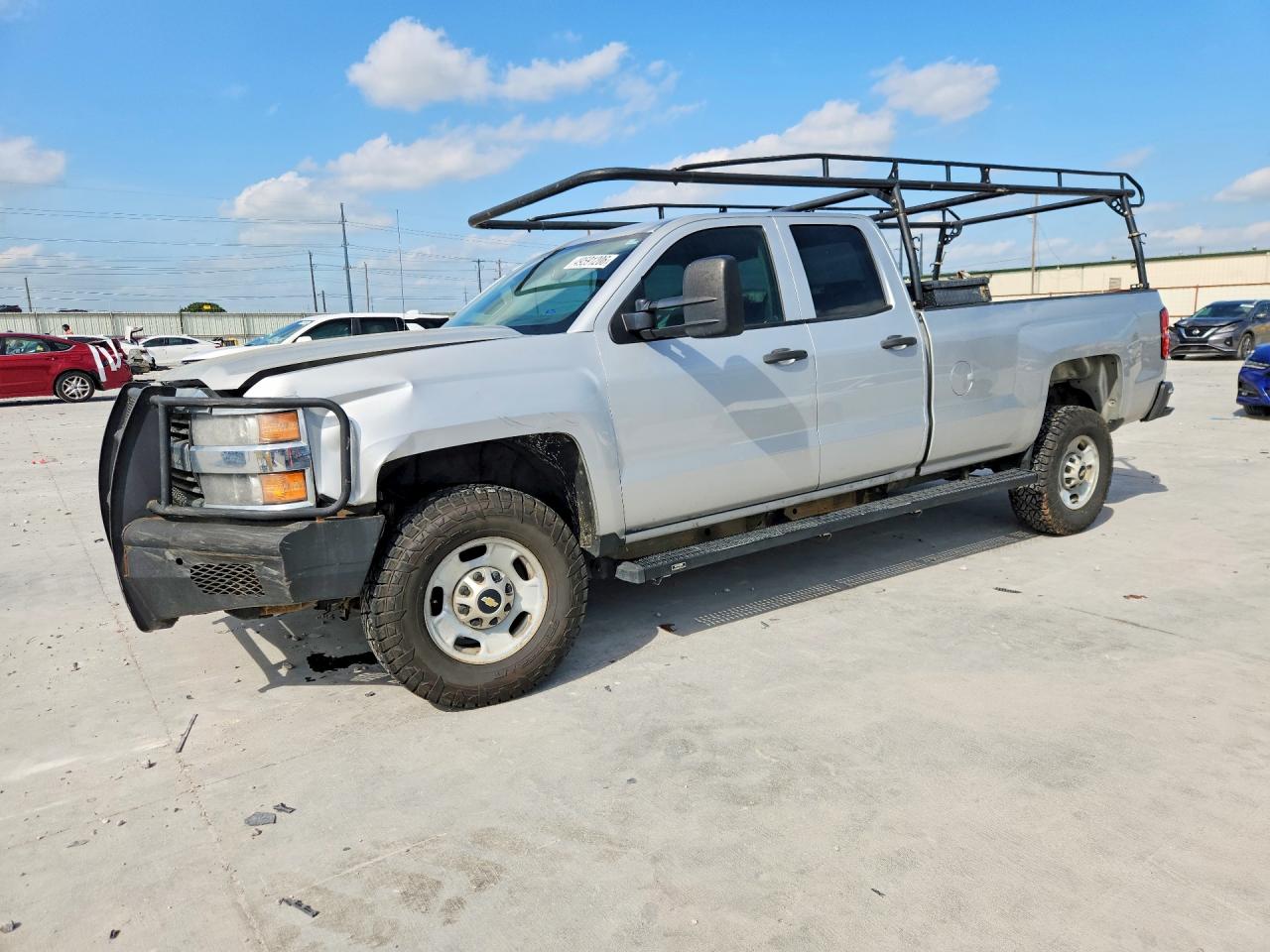 Salvage Chevrolet Silverado Image
