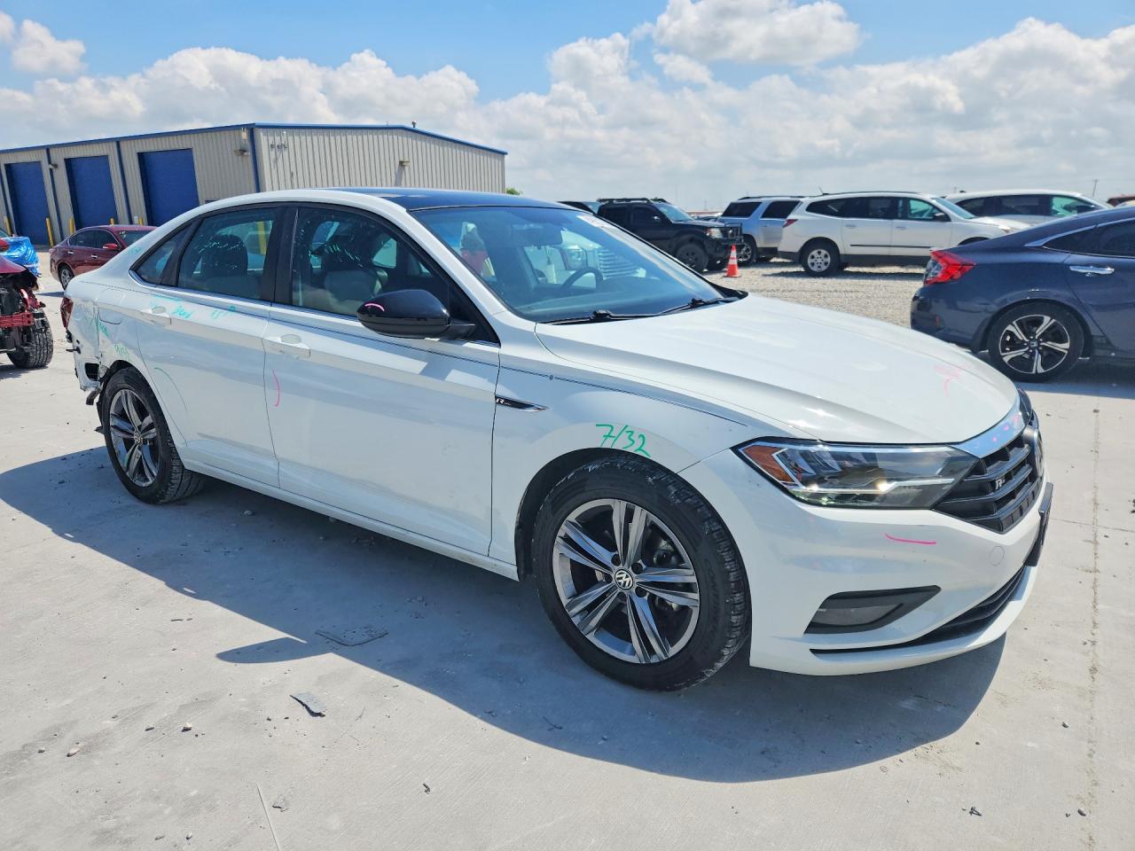 Volkswagen Jetta S