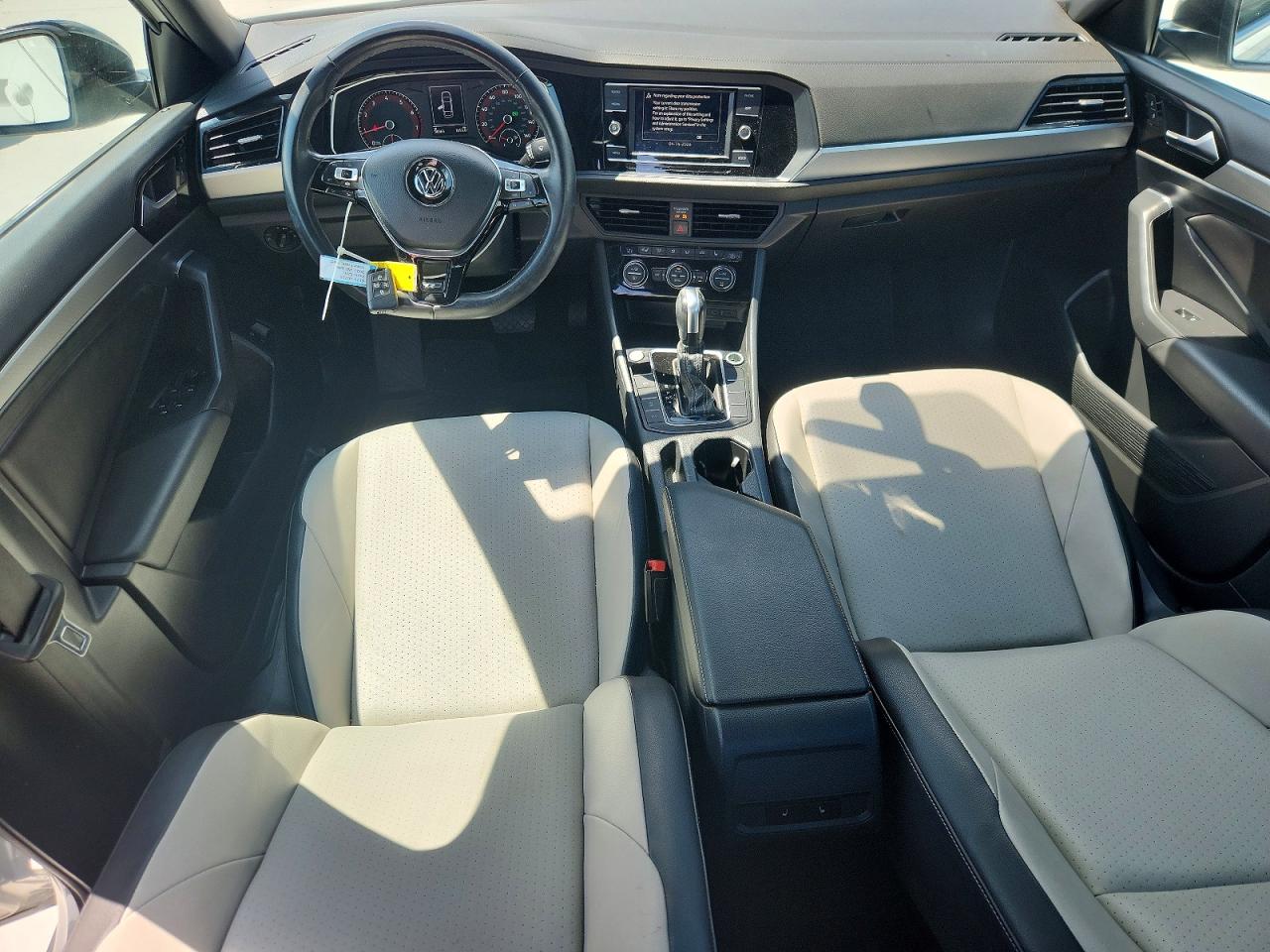Volkswagen Jetta S