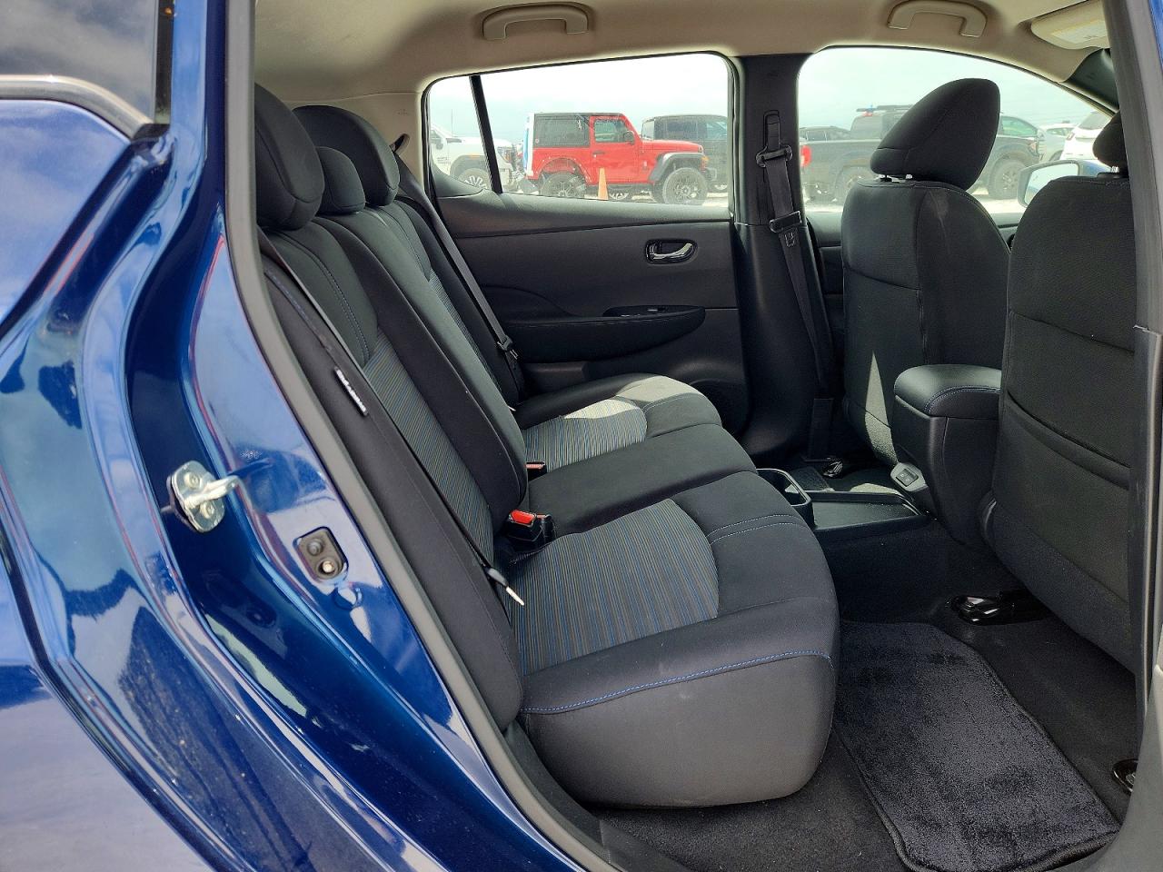 Nissan LEAF Sv Plus