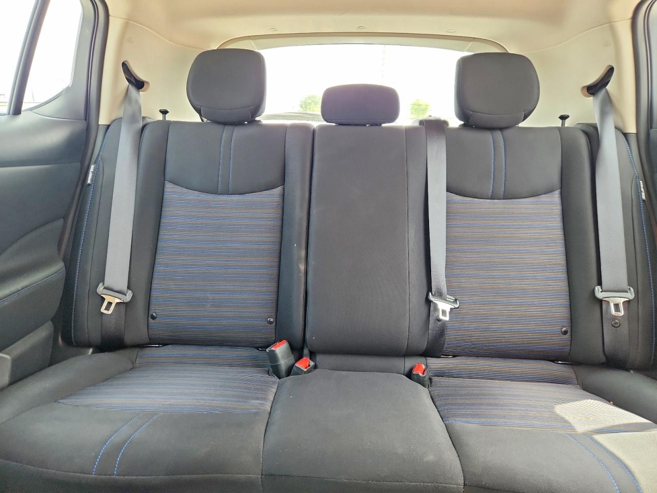 Nissan LEAF Sv Plus