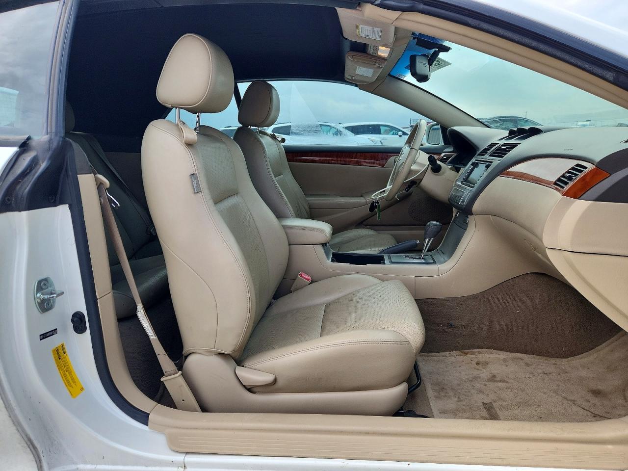 Toyota Camry Sle V6