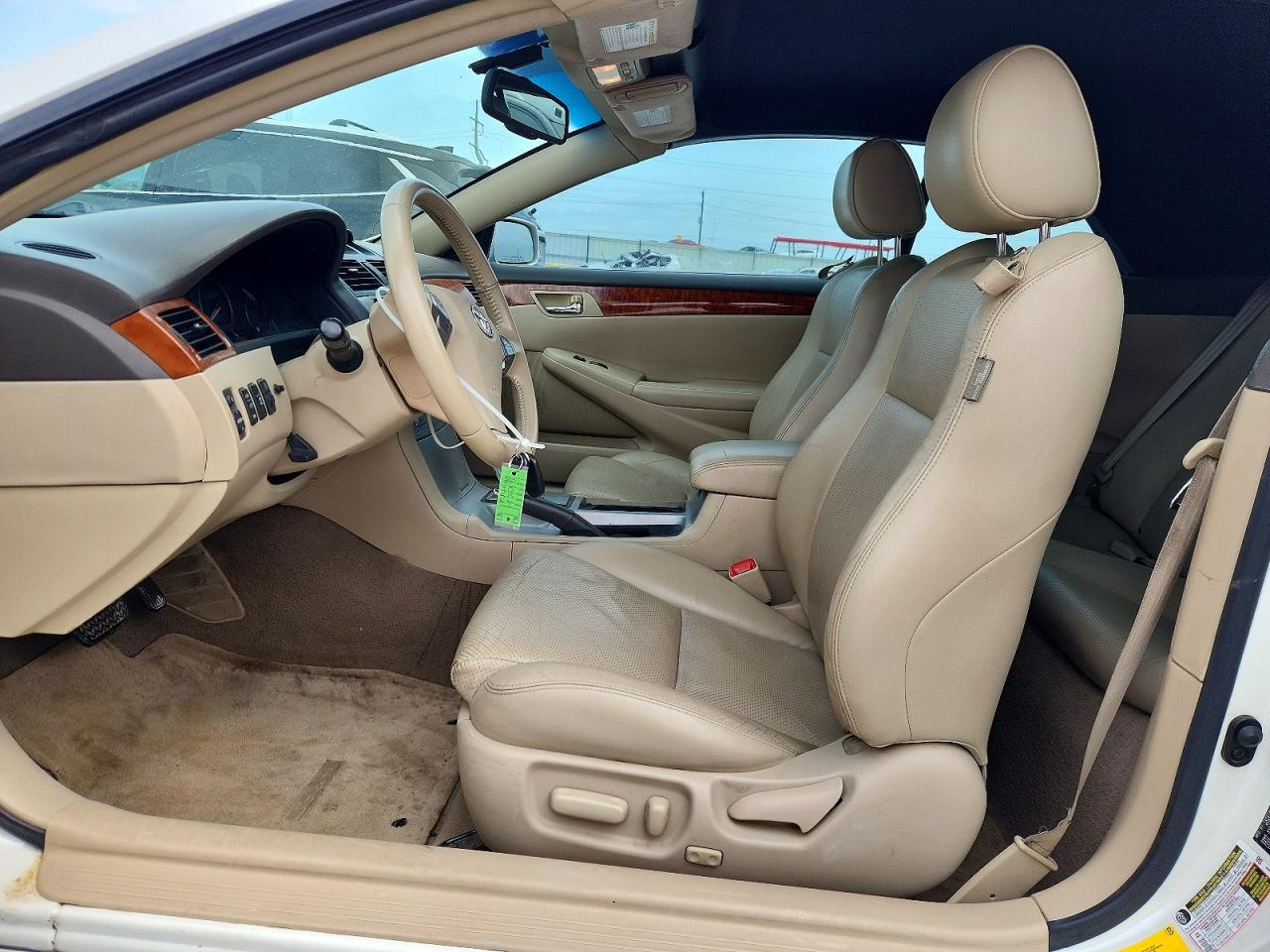 Toyota Camry Sle V6