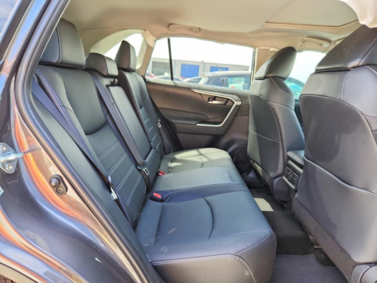 Toyota RAV4 Xle Premium
