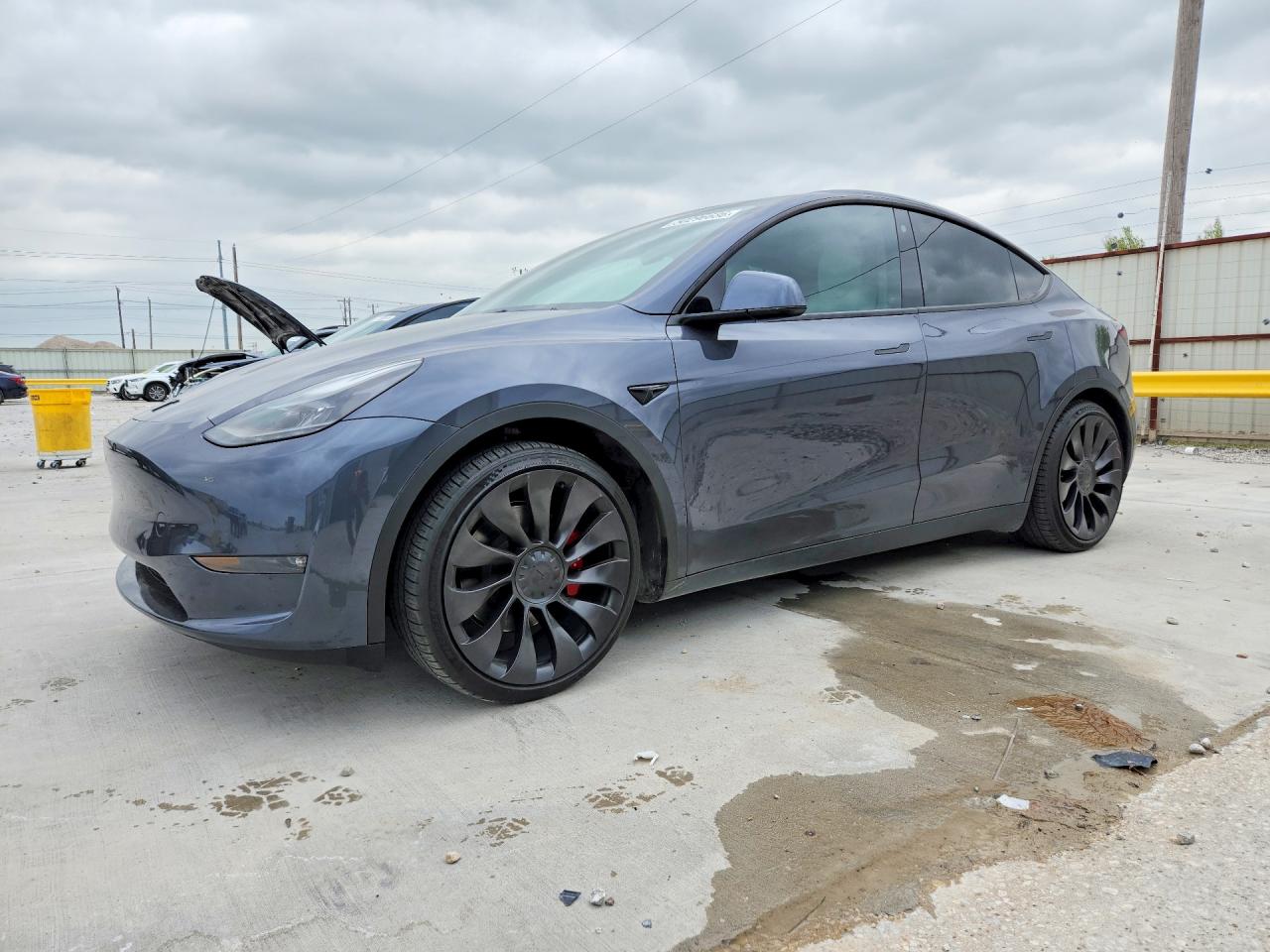 Salvage Tesla Model Y Image