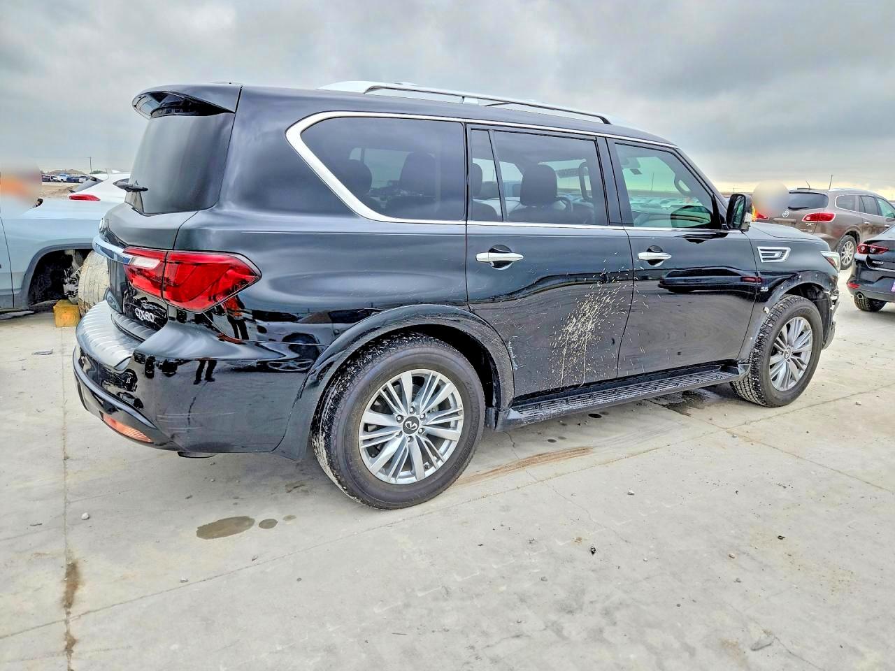 INFINITI Qx Luxe
