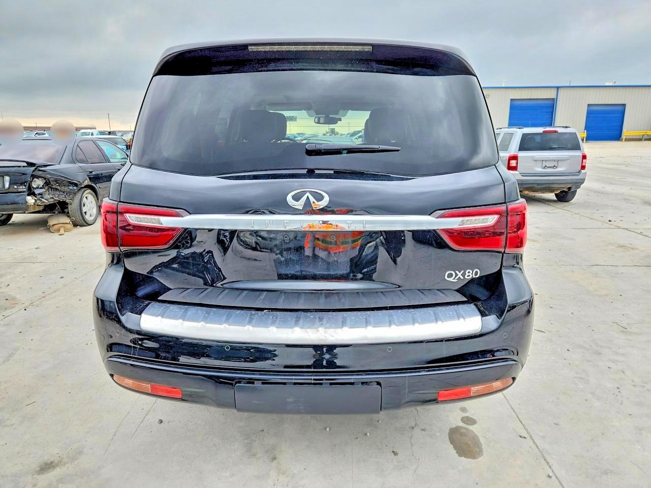 INFINITI Qx Luxe