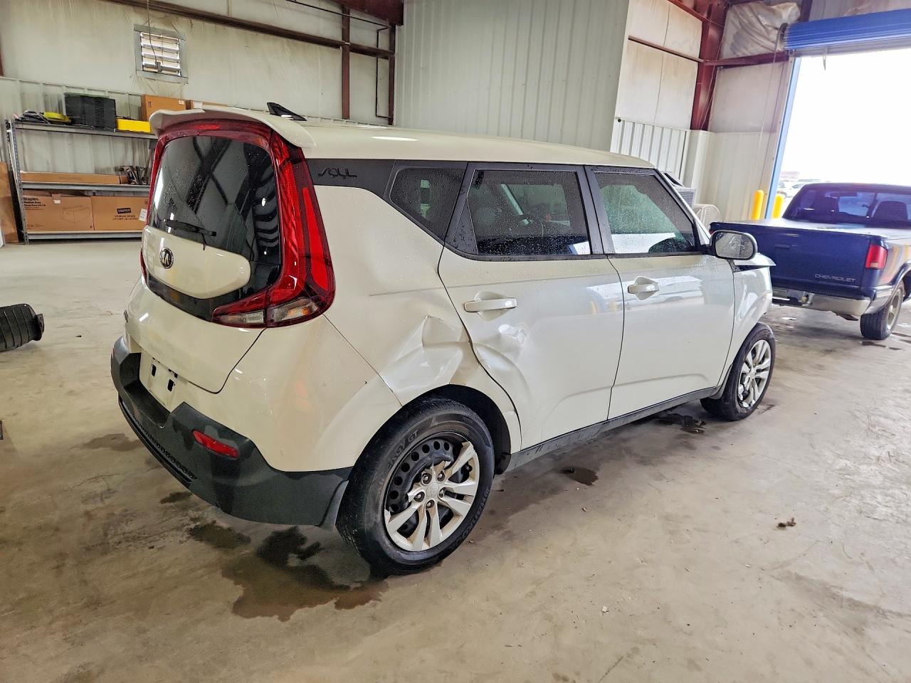 Kia Soul Lx