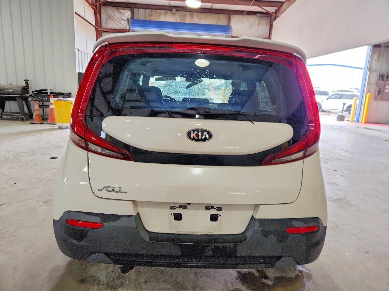 Kia Soul Lx