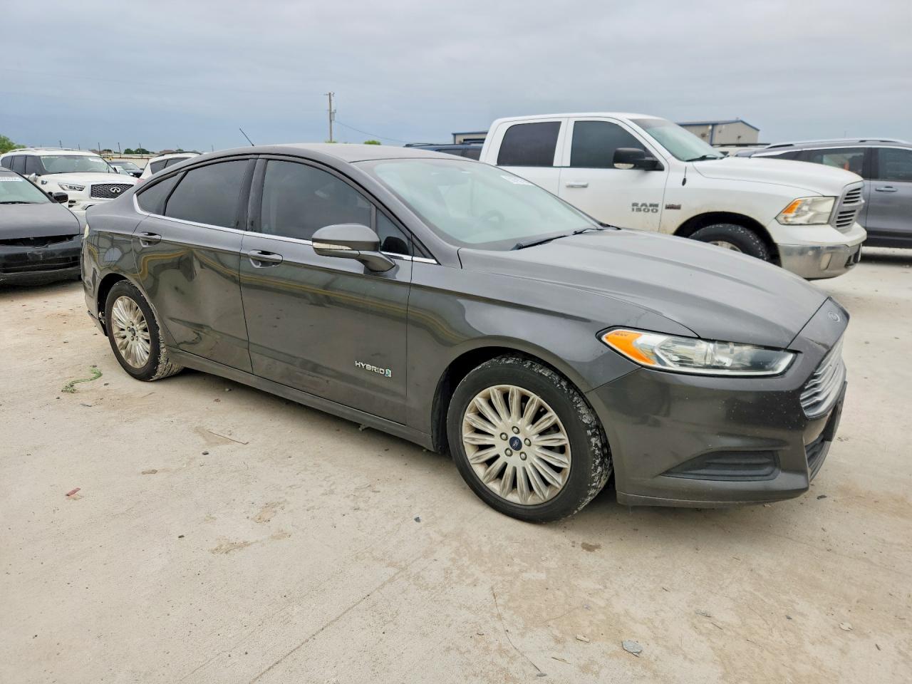 Ford Fusion Se Hybrid