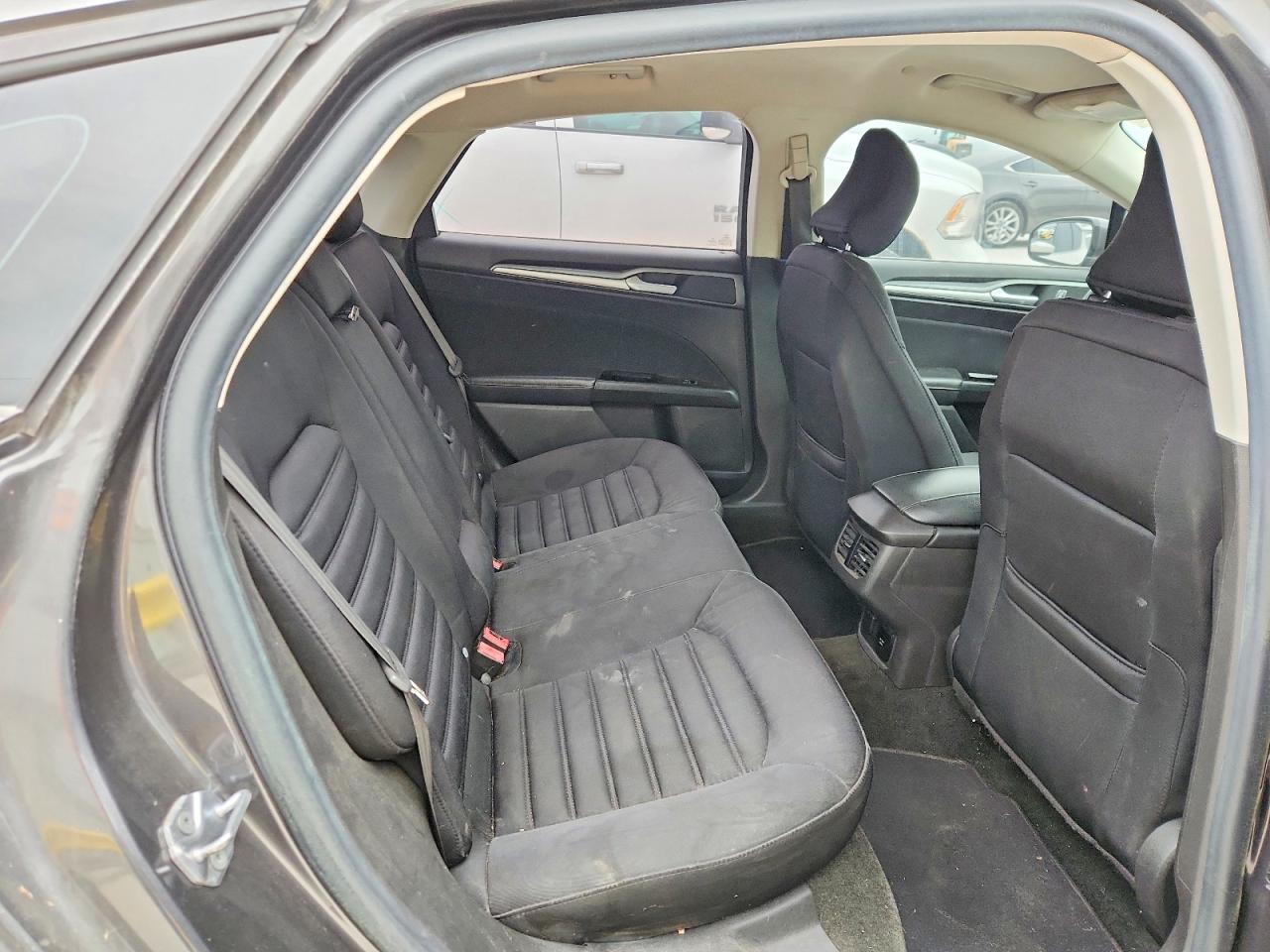 Ford Fusion Se Hybrid