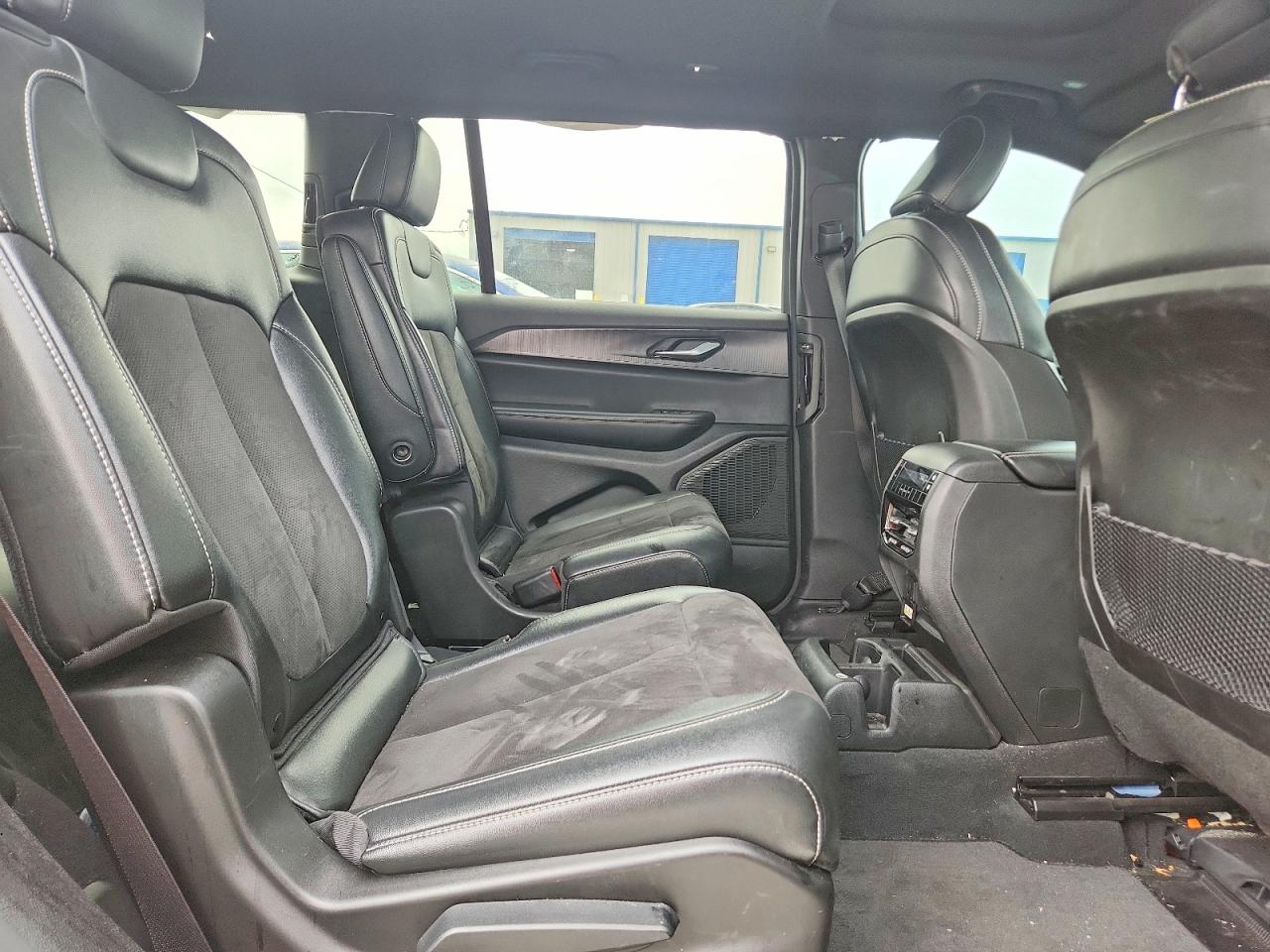 Jeep Grand Cherokee L Laredo