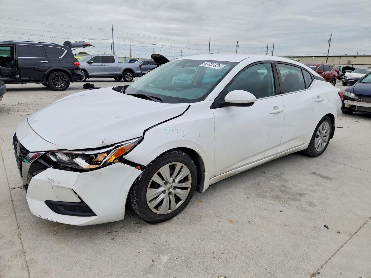 Salvage Nissan Sentra Image