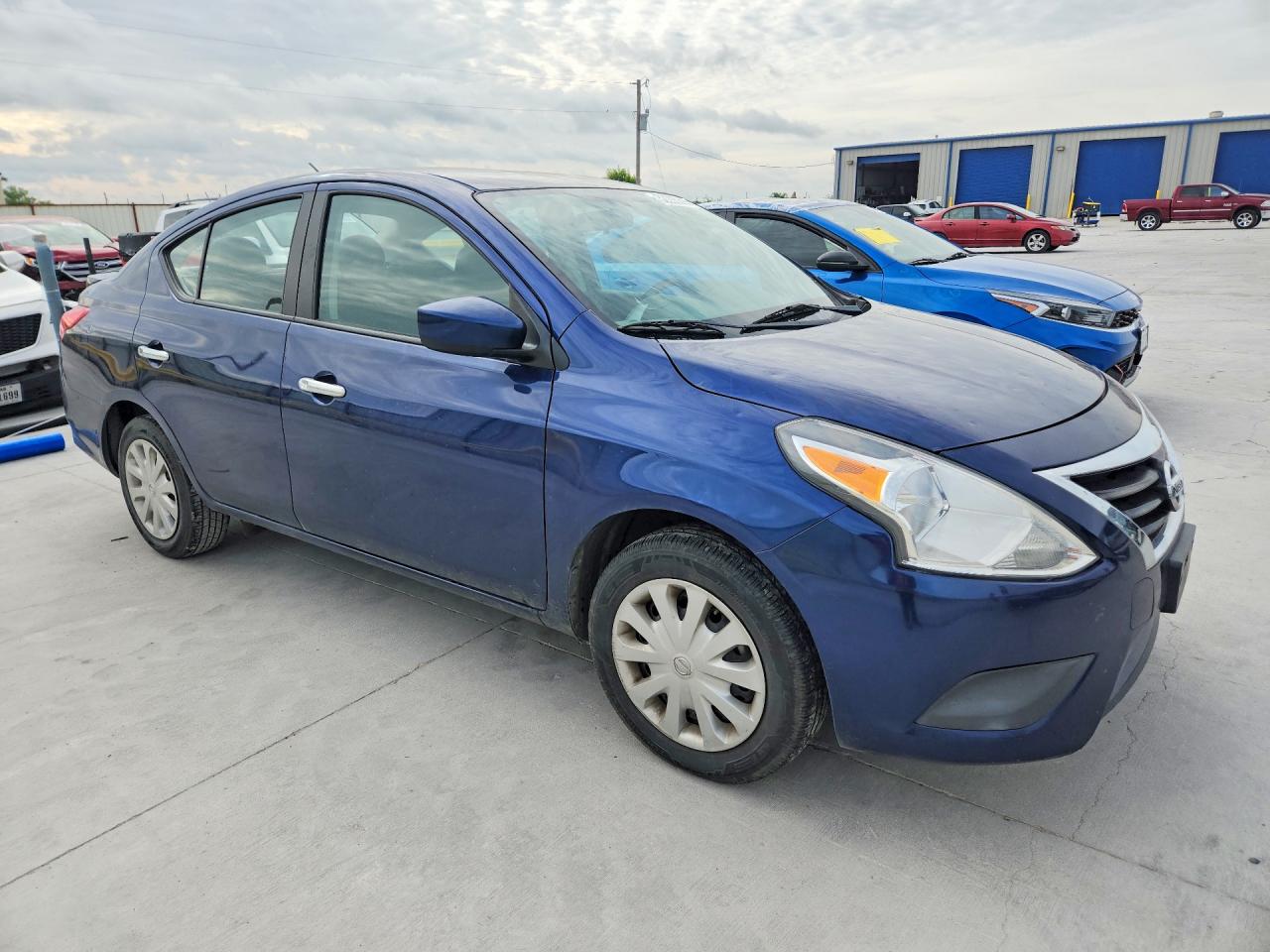 Nissan Versa Sv