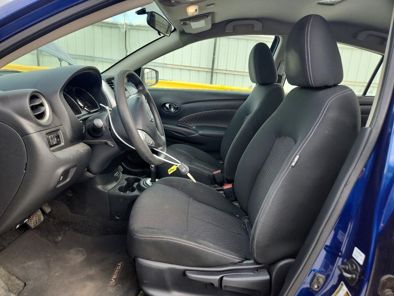 Nissan Versa Sv