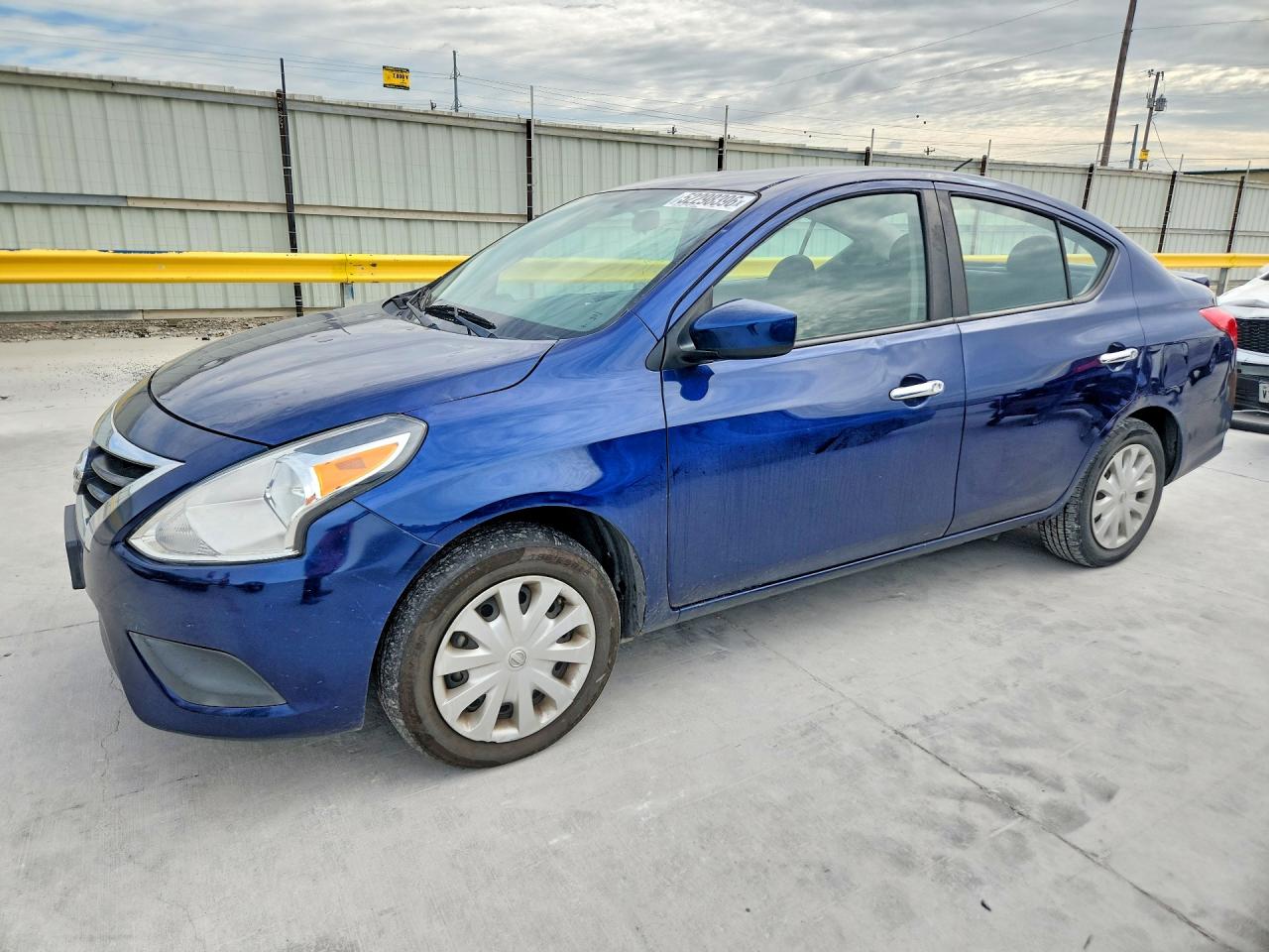 Salvage Nissan Versa Image
