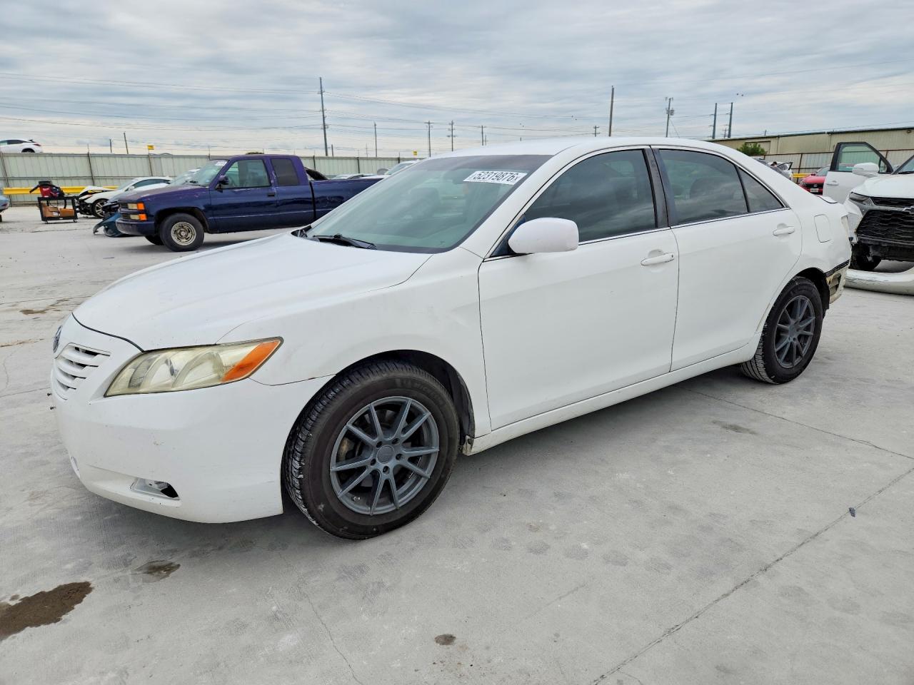 Salvage Toyota Camry Image