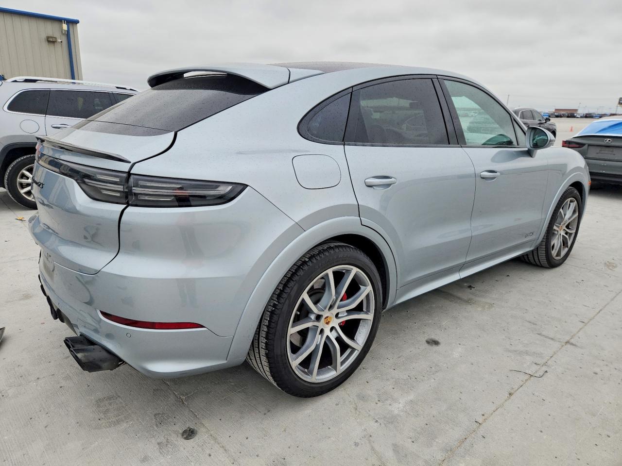 Porsche Cayenne Gts Coupe