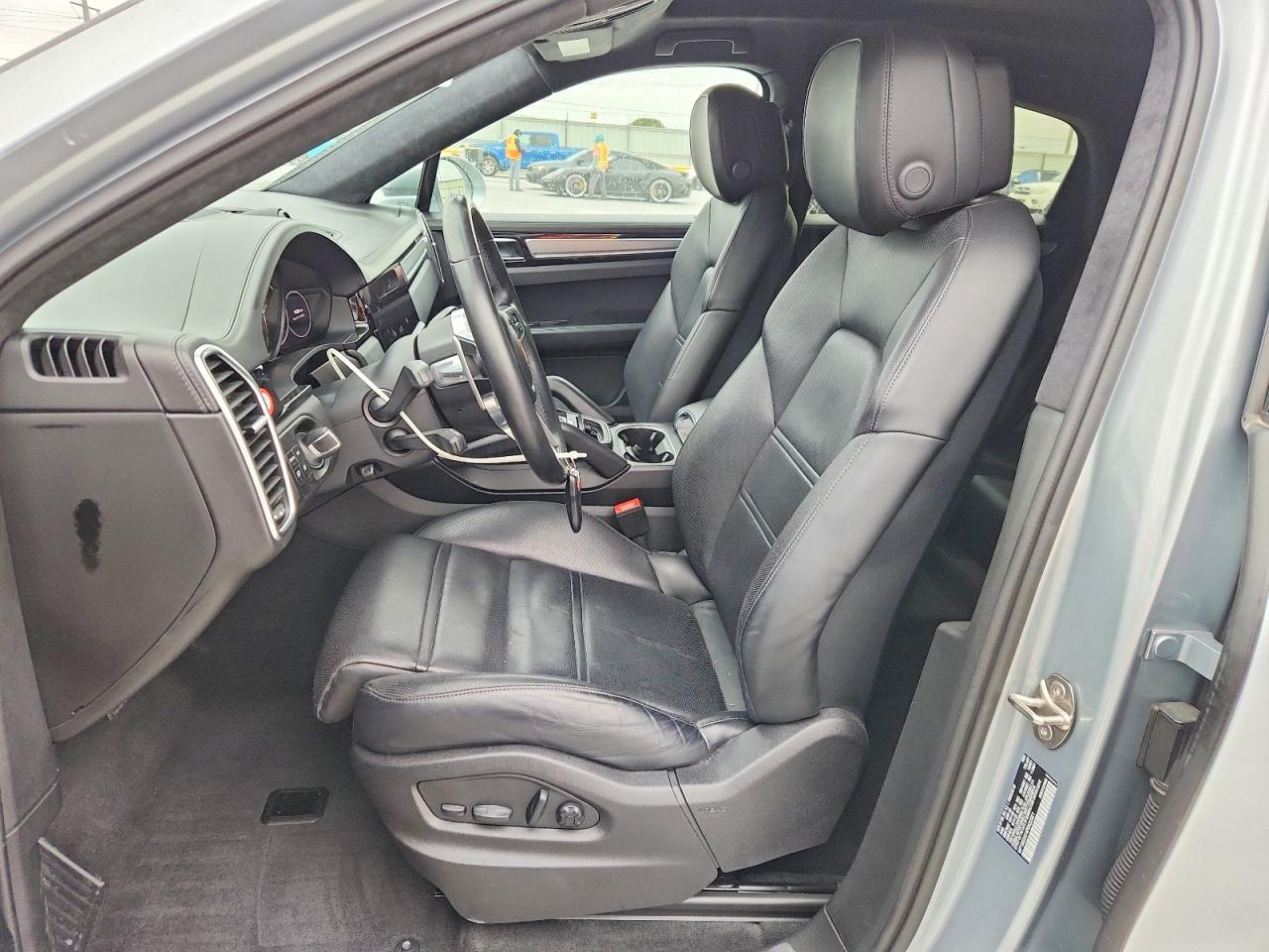 Porsche Cayenne Gts Coupe