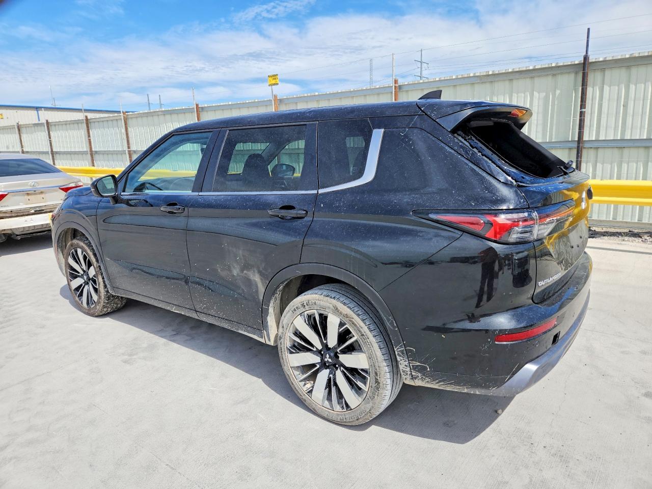 Mitsubishi Outlander Se