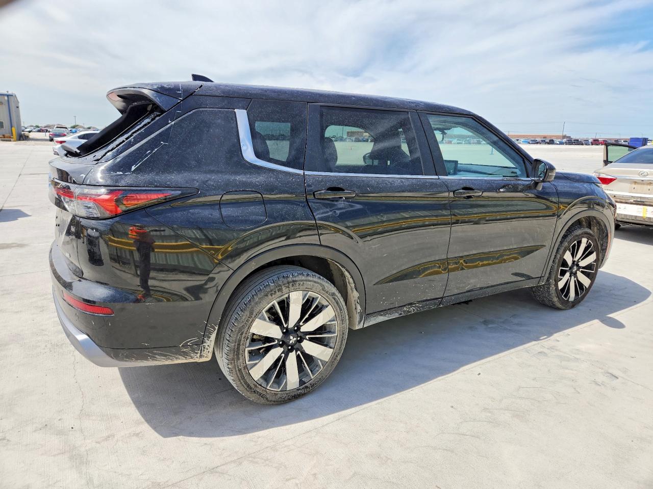 Mitsubishi Outlander Se