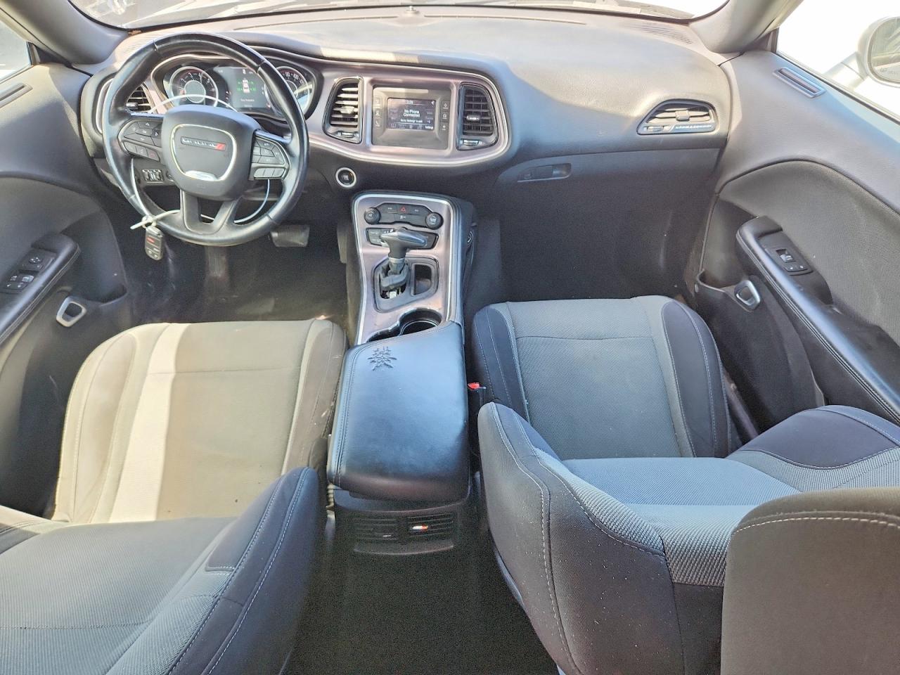 Dodge Challenger Sxt