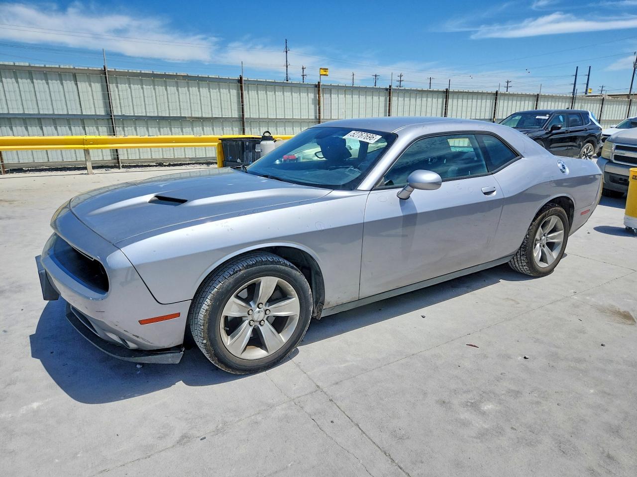 Salvage Dodge Challenger Image