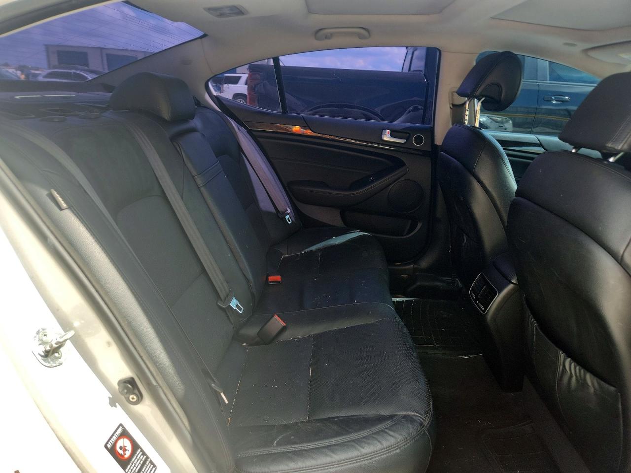 Kia Cadenza Premium