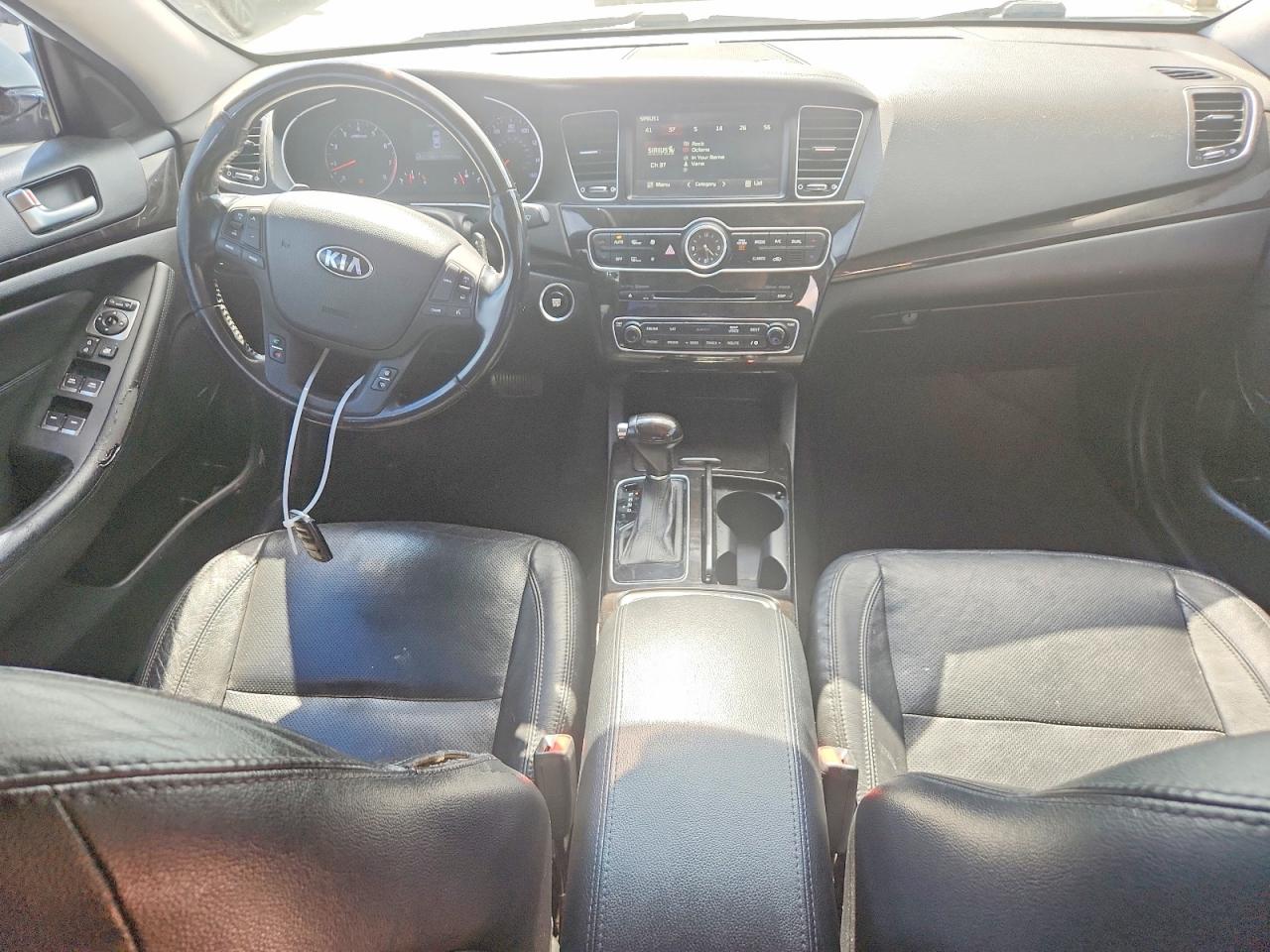 Kia Cadenza Premium