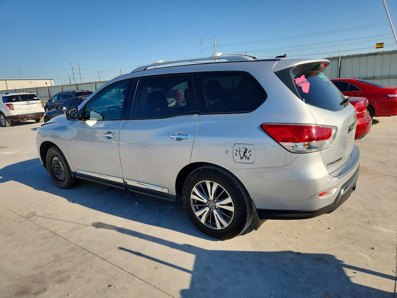Nissan Pathfinder Sl