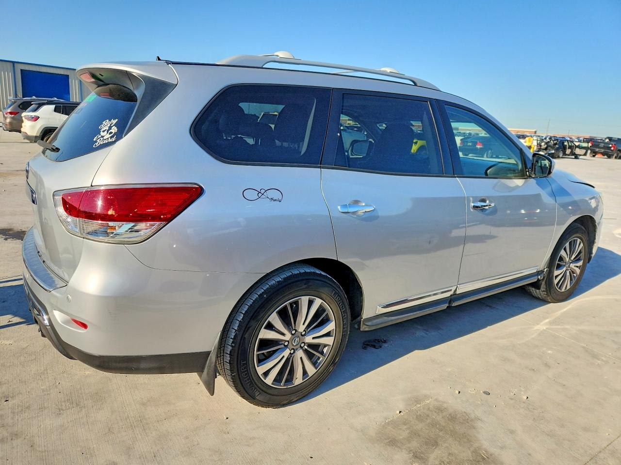 Nissan Pathfinder Sl