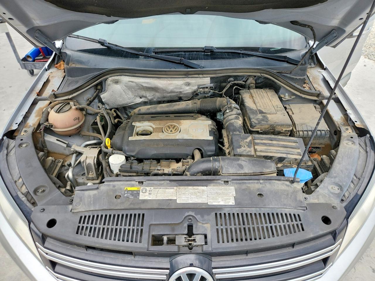 Volkswagen Tiguan S