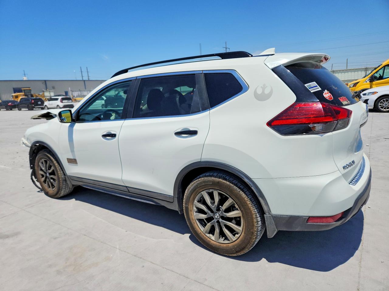 Nissan Rogue Sv
