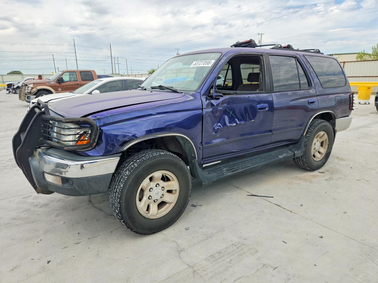 Salvage Toyota 4Runner Image