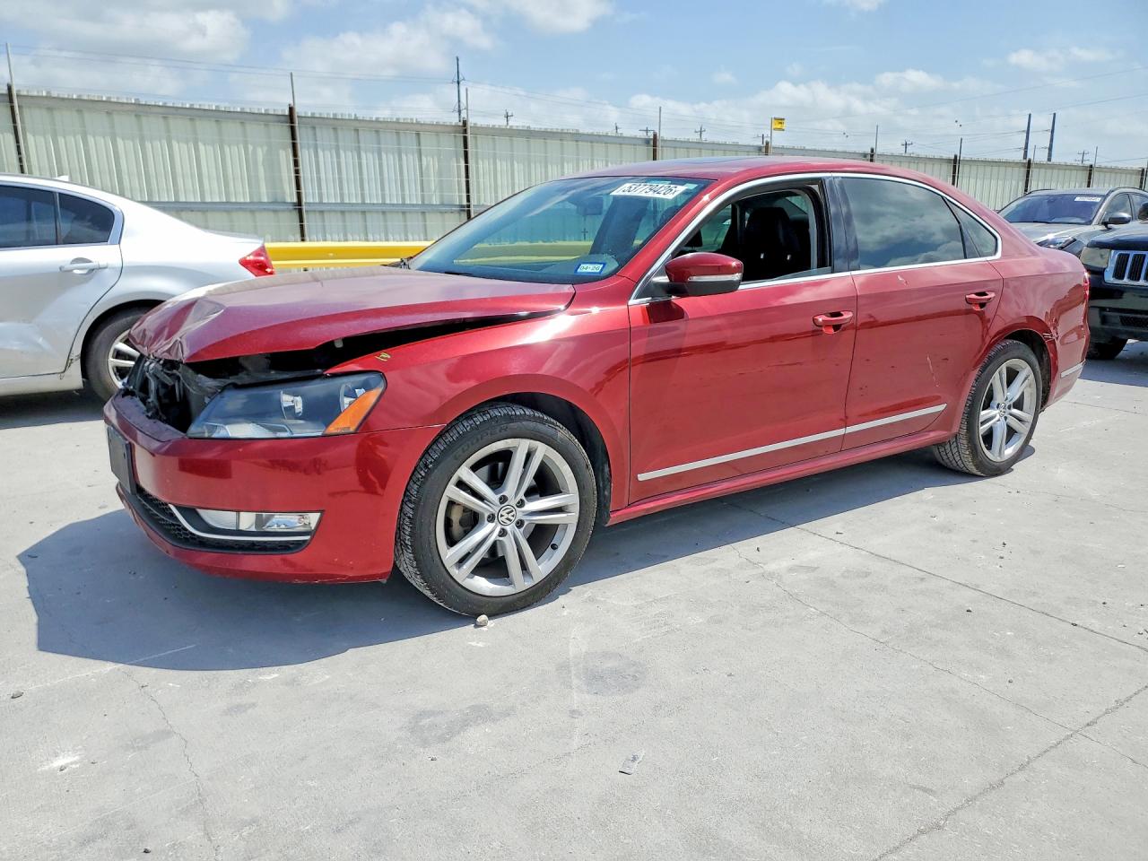 Salvage Volkswagen Passat Image