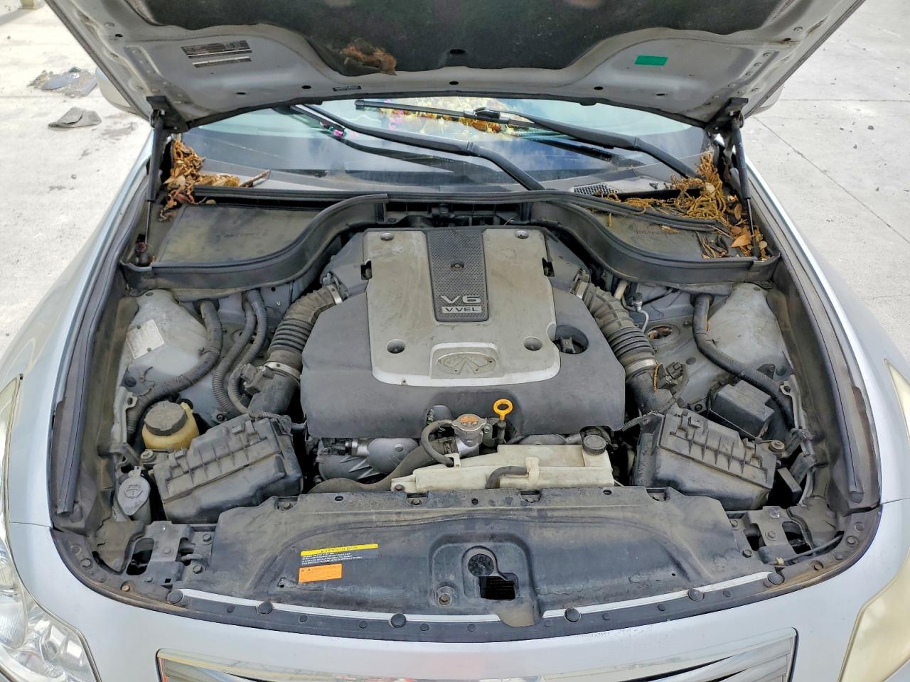 INFINITI G37 X