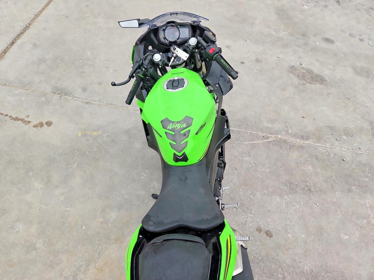 Kawasaki Ex400