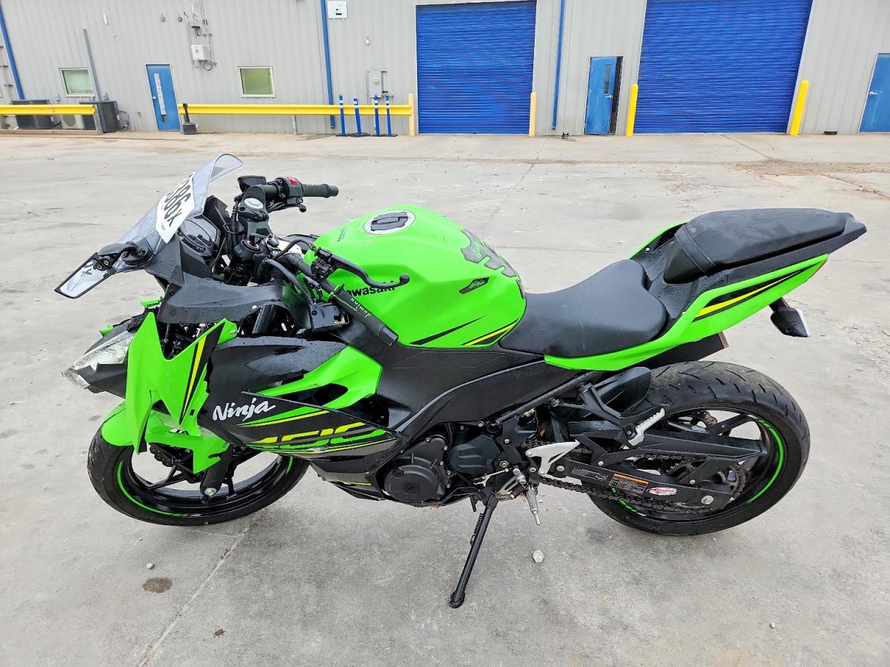 Kawasaki Ex400