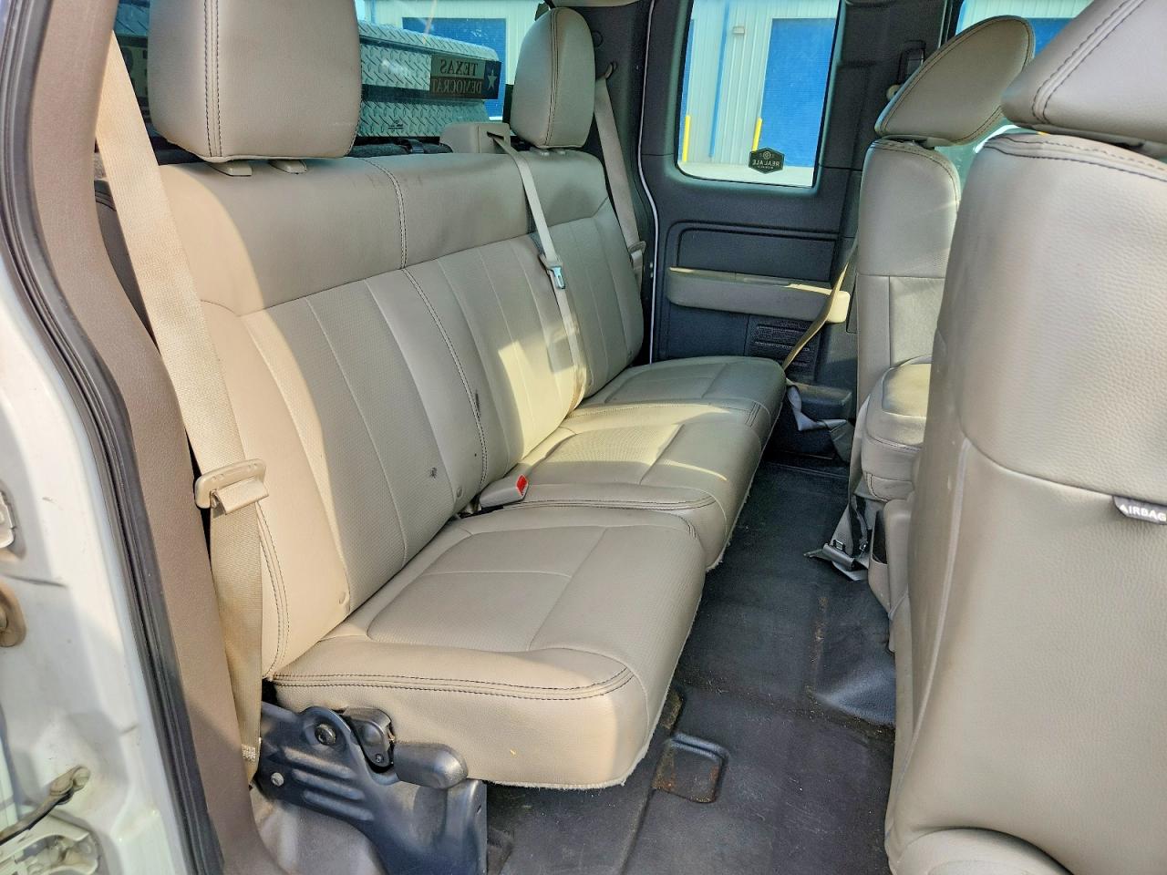 Ford F-150 Super Cab