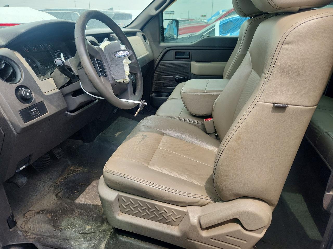 Ford F-150 Super Cab