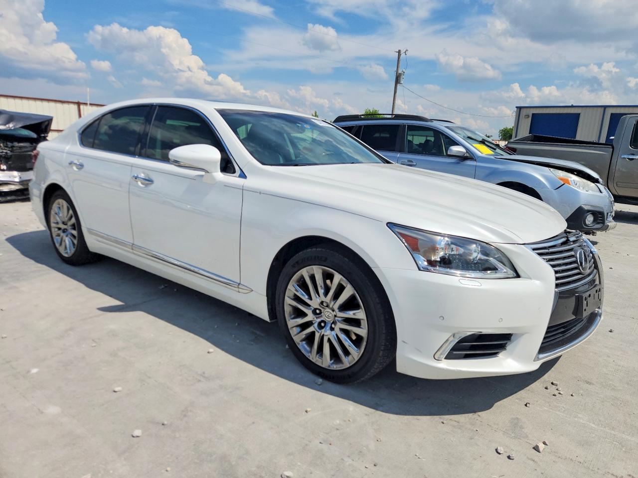 Lexus LS 460